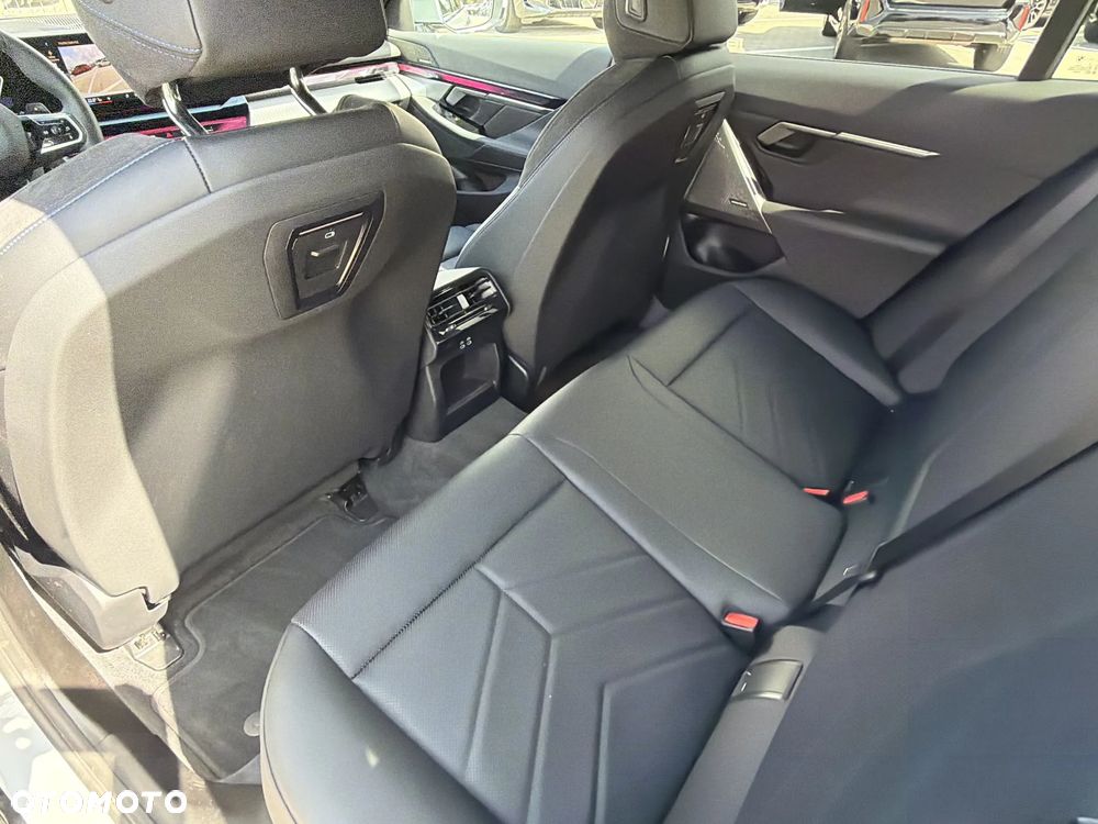 BMW Seria 5 520d xDrive mHEV M Sport - 17