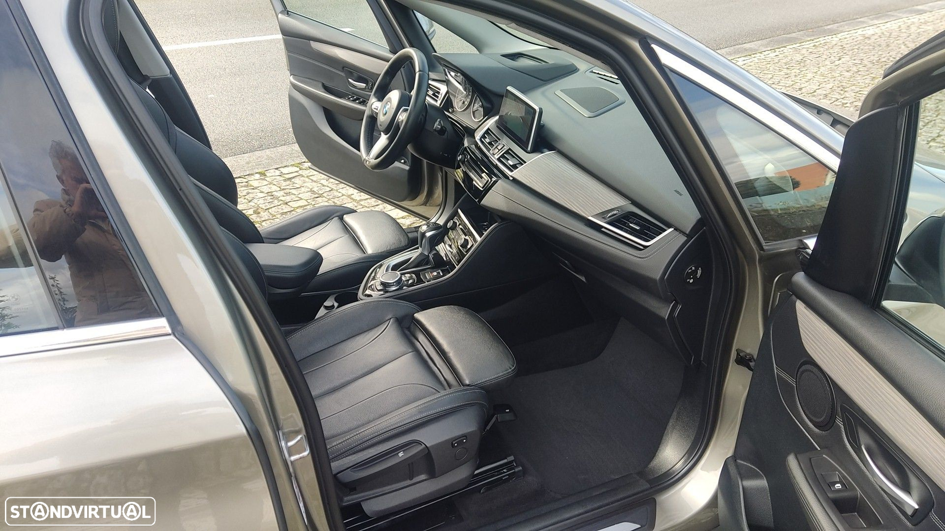 BMW 225xe Active Tourer Line Luxury - 24