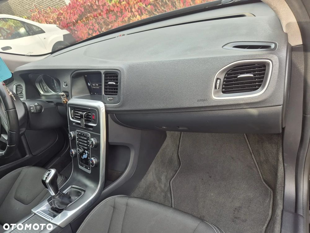 Volvo V60 D2 Drive-E Base - 2