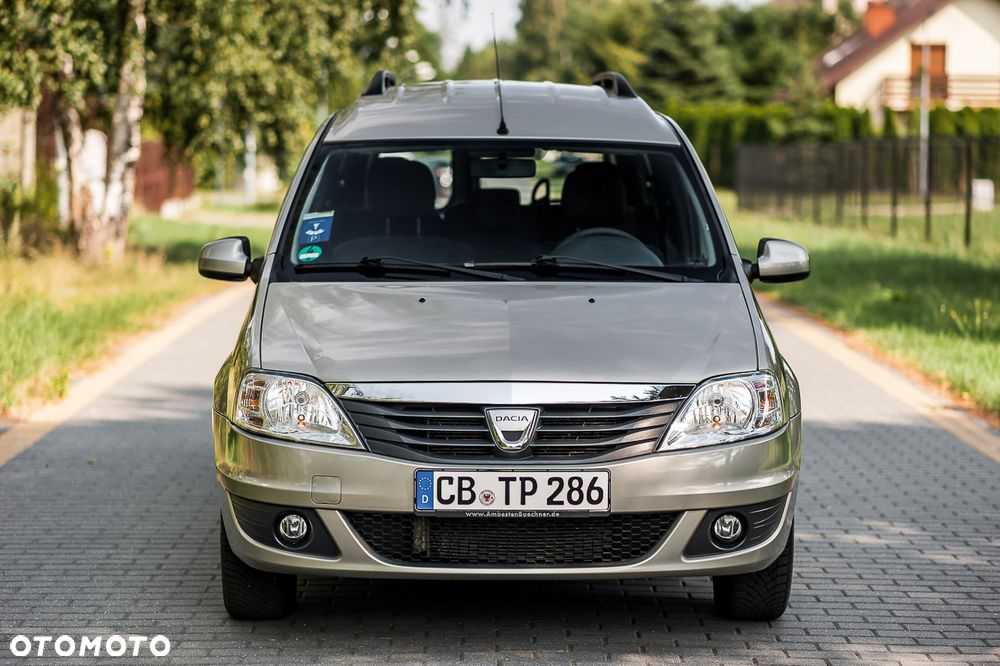 Dacia Logan 1.6 16V Laureate BL - 5