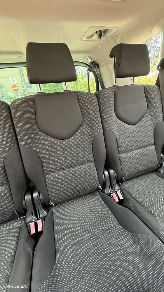 Peugeot 308 SW 1.6 HDi Premium - 23