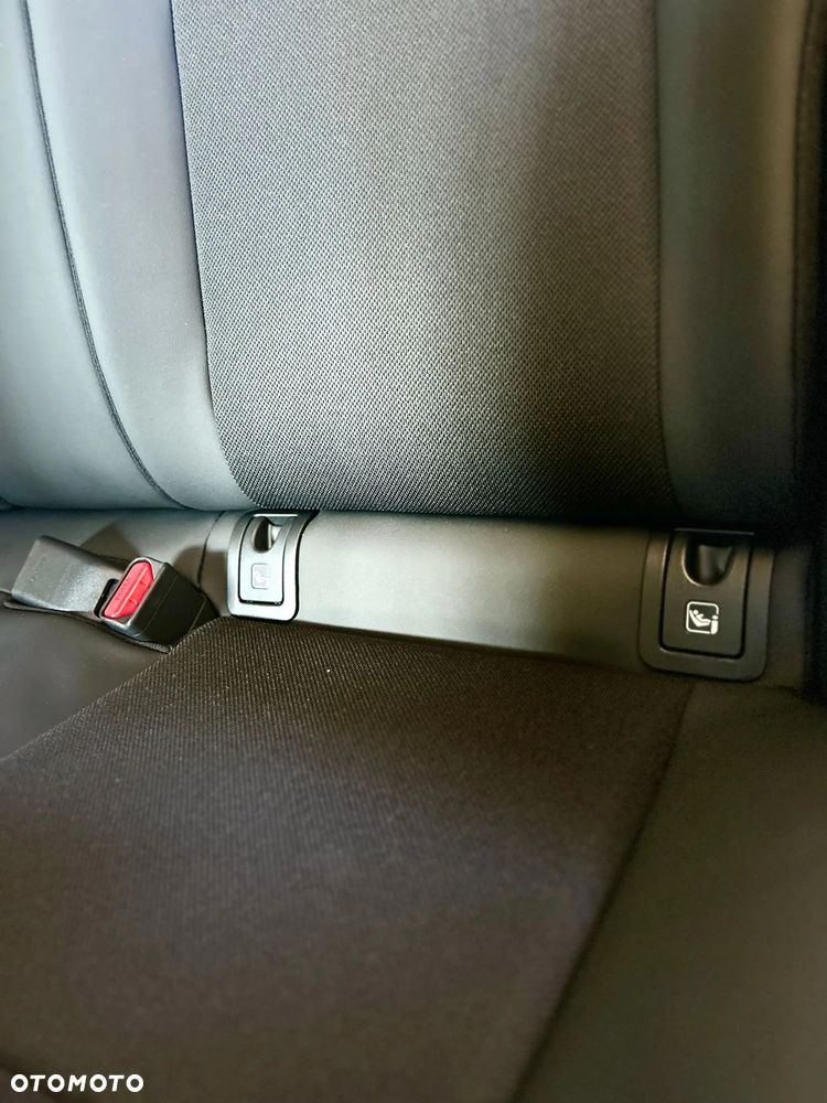 Toyota Yaris Cross Hybrid 1.5 Executive - 19