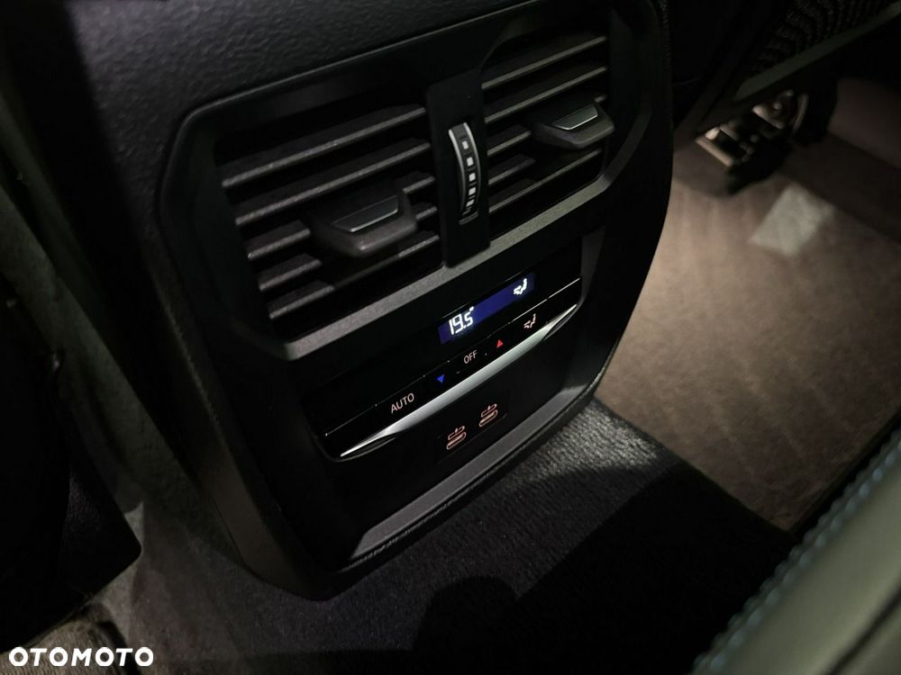 BMW Seria 4 420d xDrive mHEV M Sport - 38