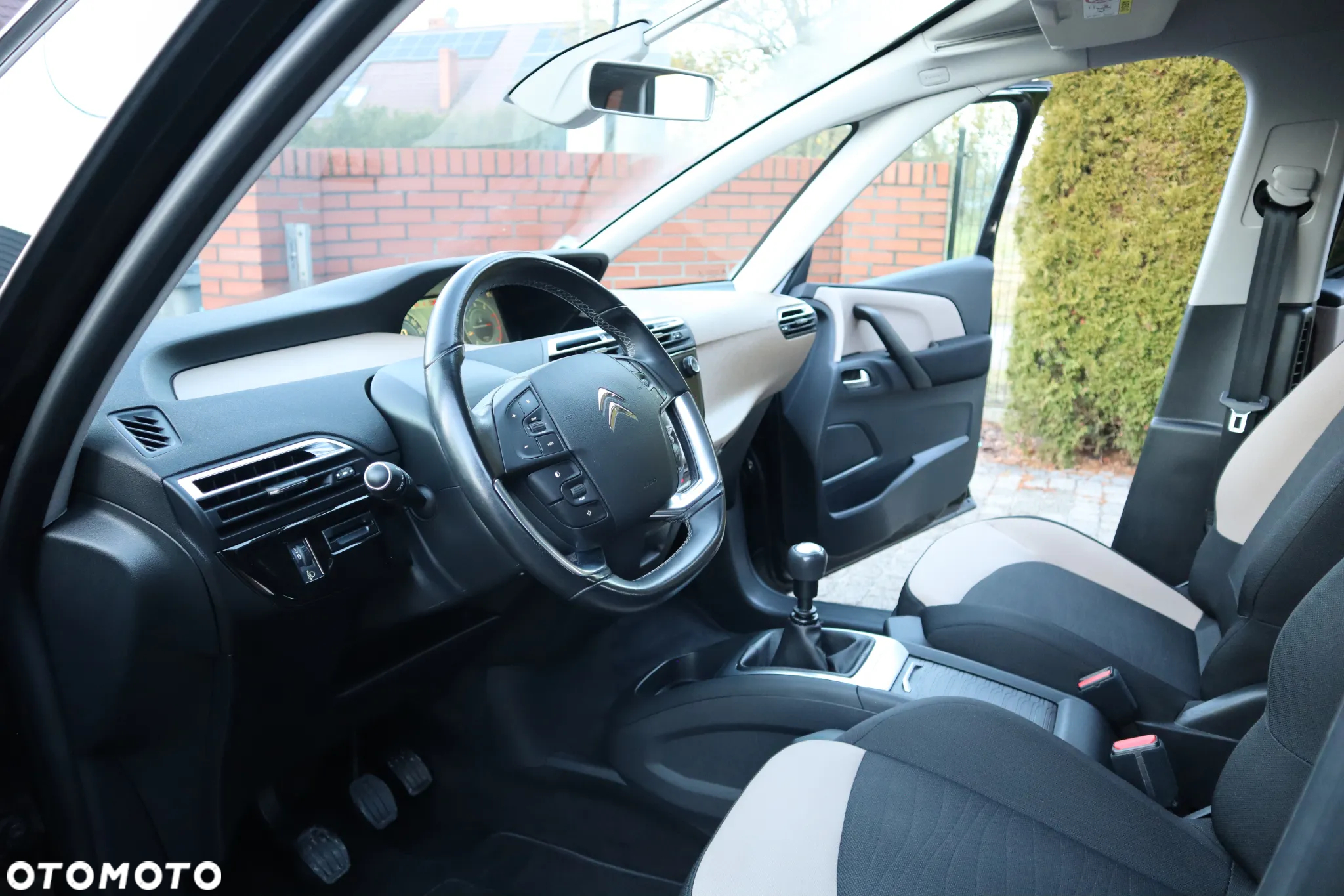 Citroën C4 Picasso 1.2 PureTech Shine S&S - 9