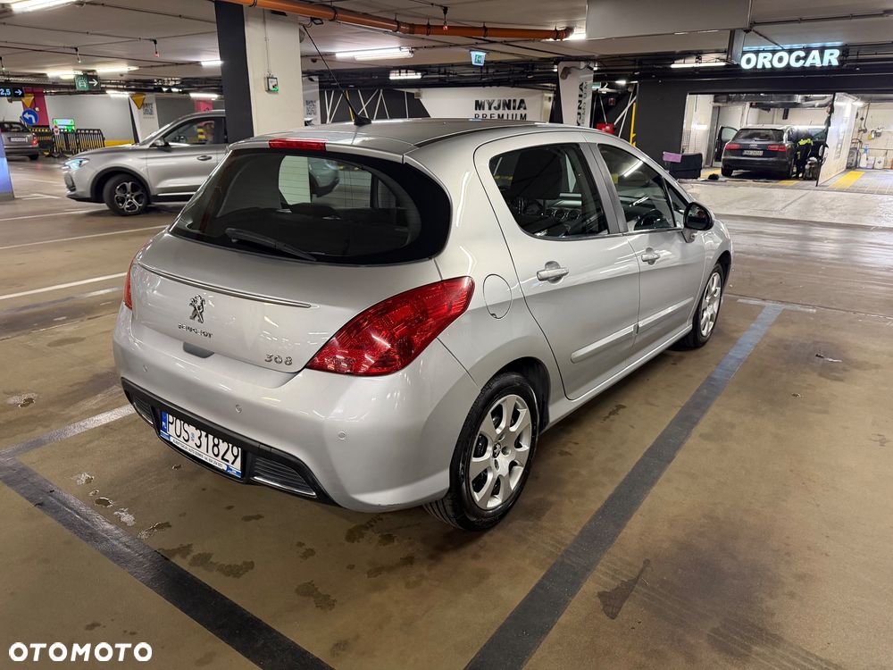 Peugeot 308 - 9