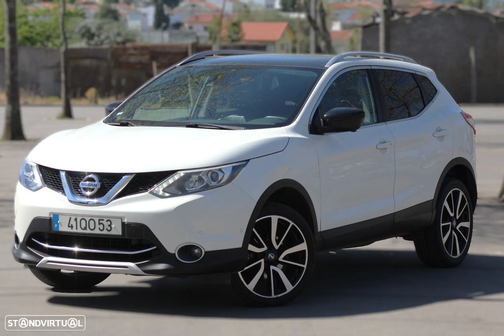 Nissan Qashqai 1.5 dCi Tekna Premium - 1