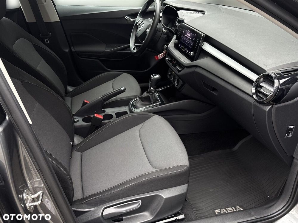 Skoda Fabia 1.0 TSI Ambition - 8