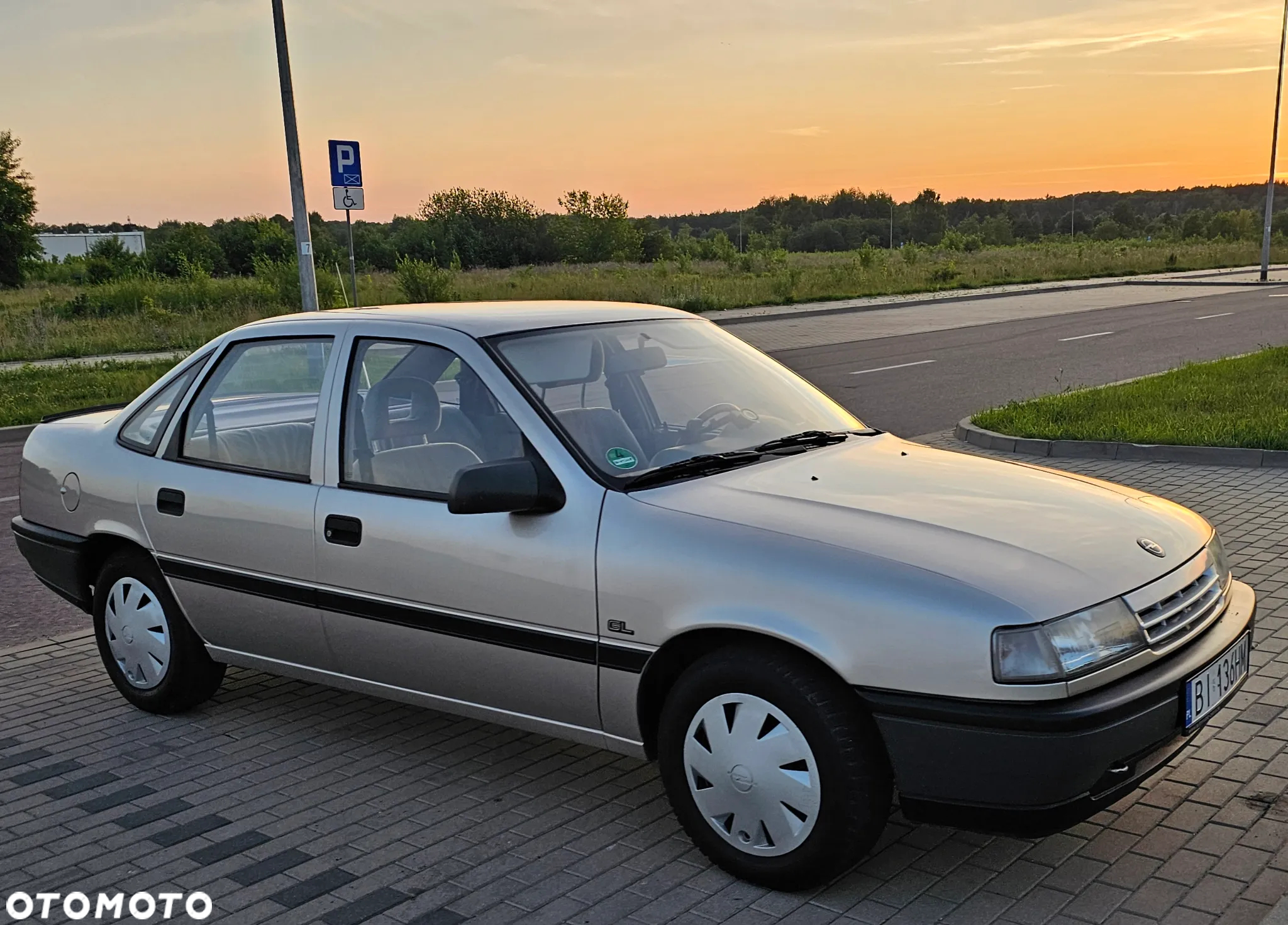 Opel Vectra 2.0 GL - 2
