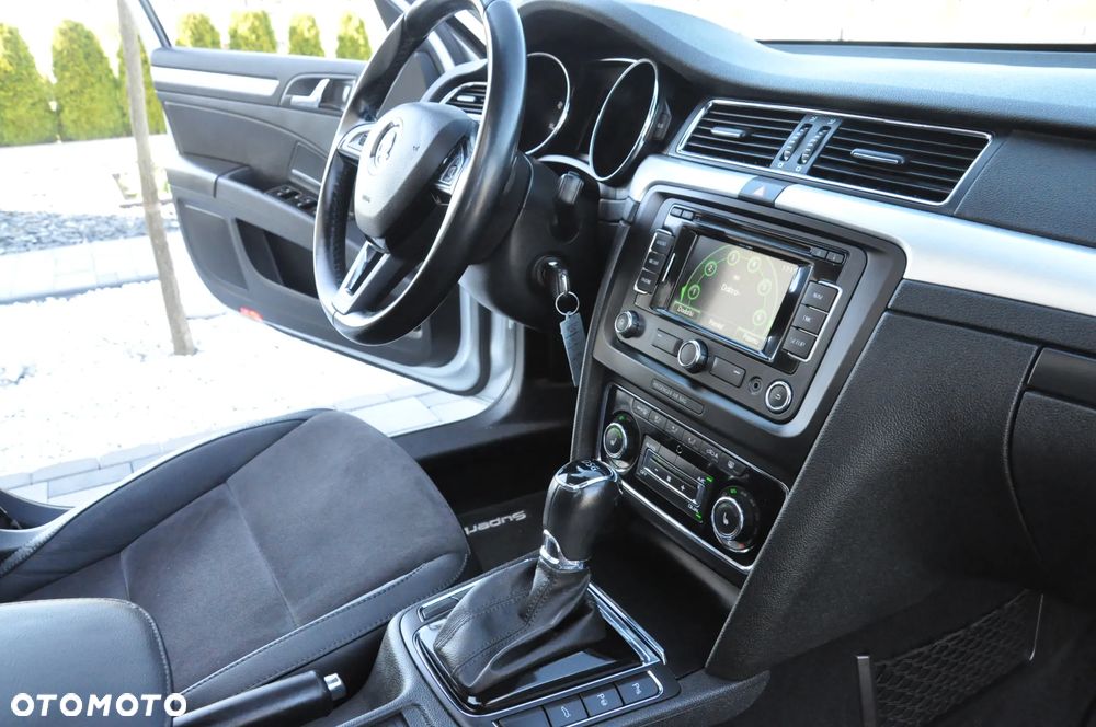 Skoda Superb 1.8 TSI DSG Exclusive - 31
