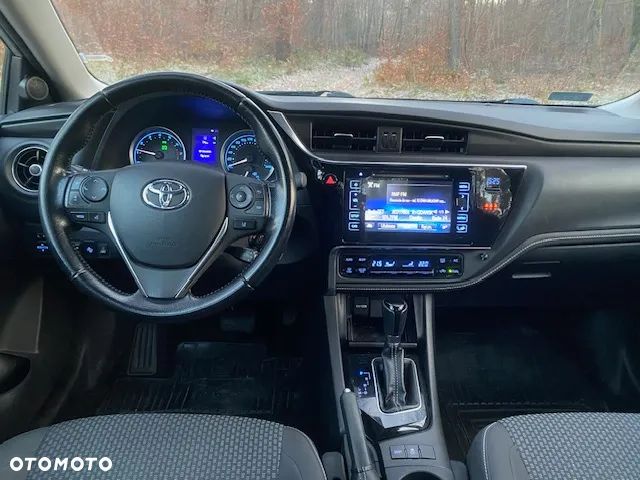 Toyota Corolla 1.6 Comfort MS - 9