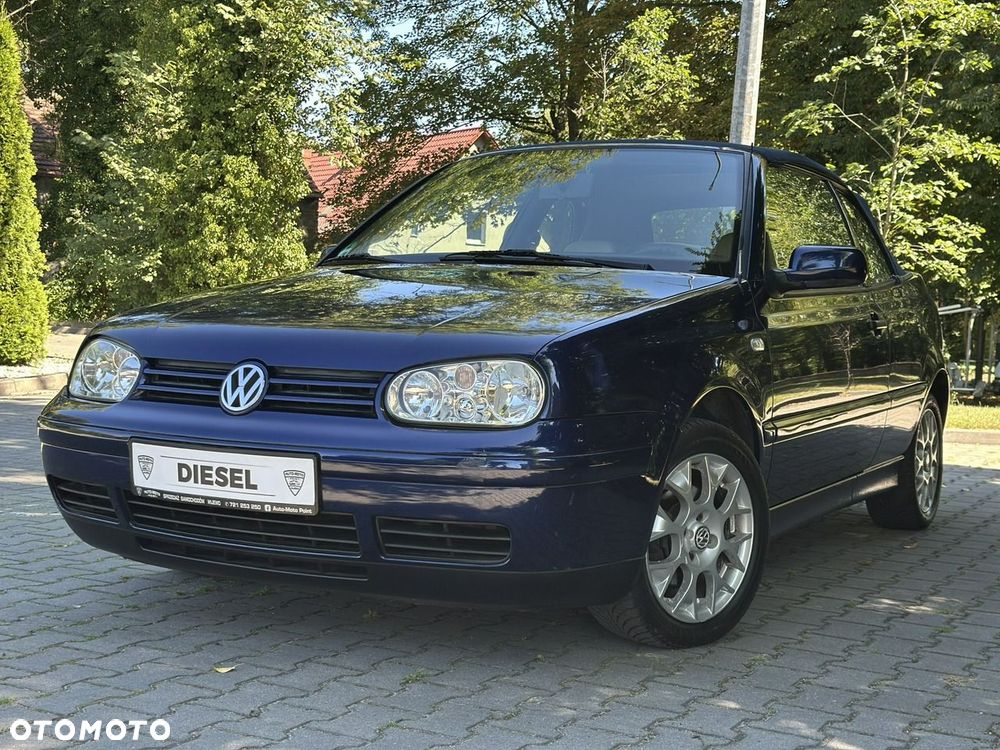 Volkswagen Golf - 32