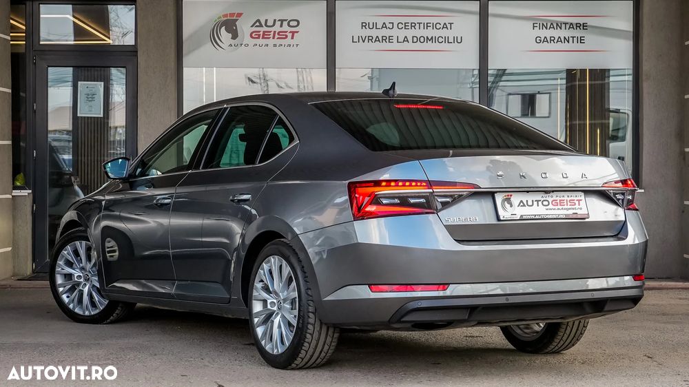 Skoda Superb 2.0 TDI DSG Style - 5