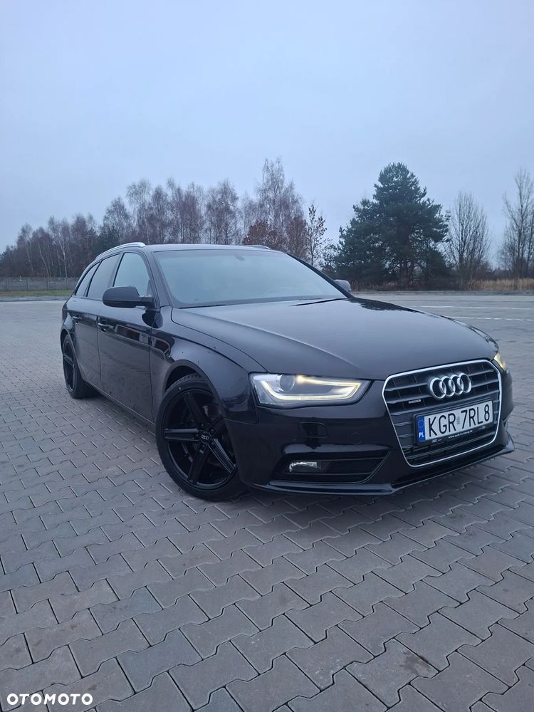 Audi A4 Avant 2.0 TDI DPF quattro S tronic S line Sportpaket - 12
