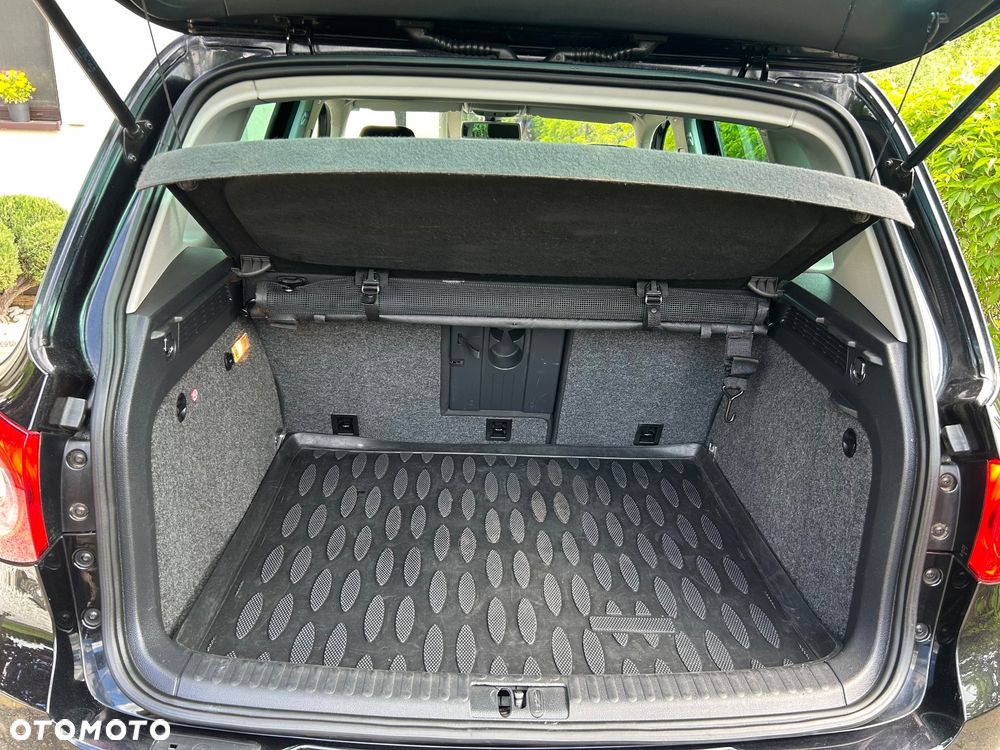 Volkswagen Tiguan 2.0 TDI DPF BlueMotion Technology Exclusive - 24