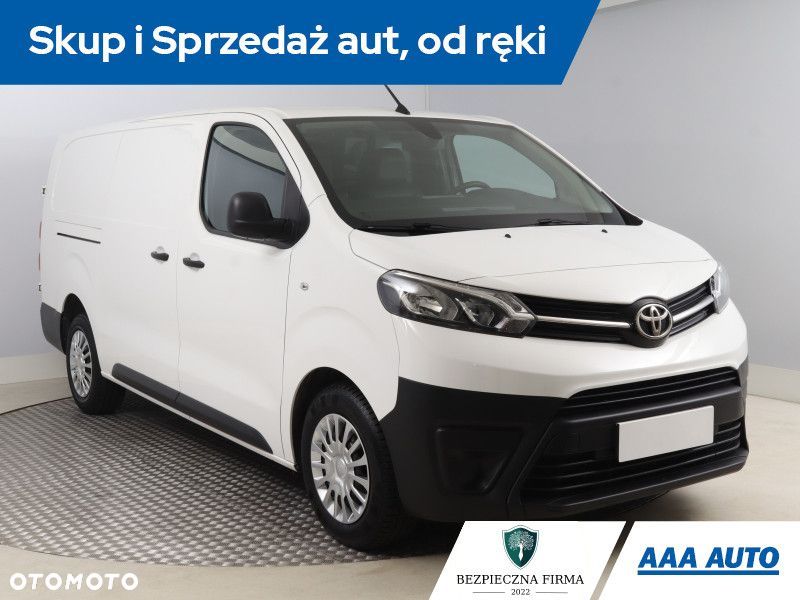 Toyota proace - 3