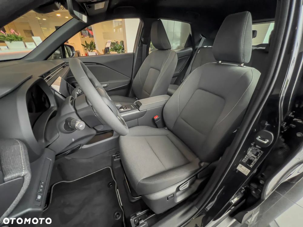 Lexus LBX 1.5 Hybrid - 6