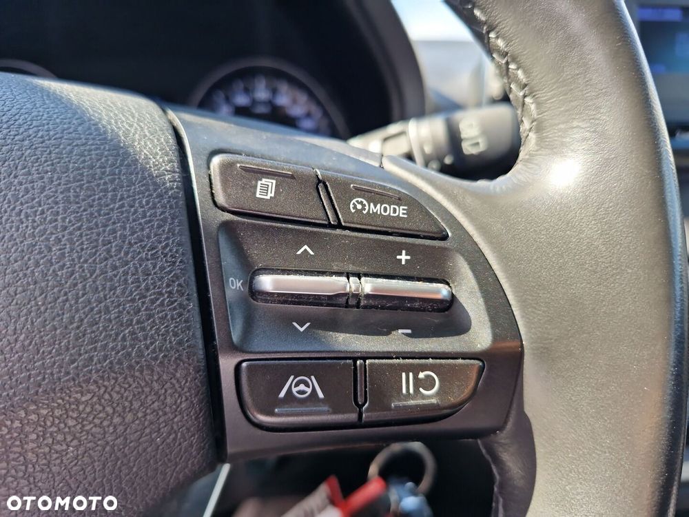 Hyundai i30 1.5 DPI Classic + - 24
