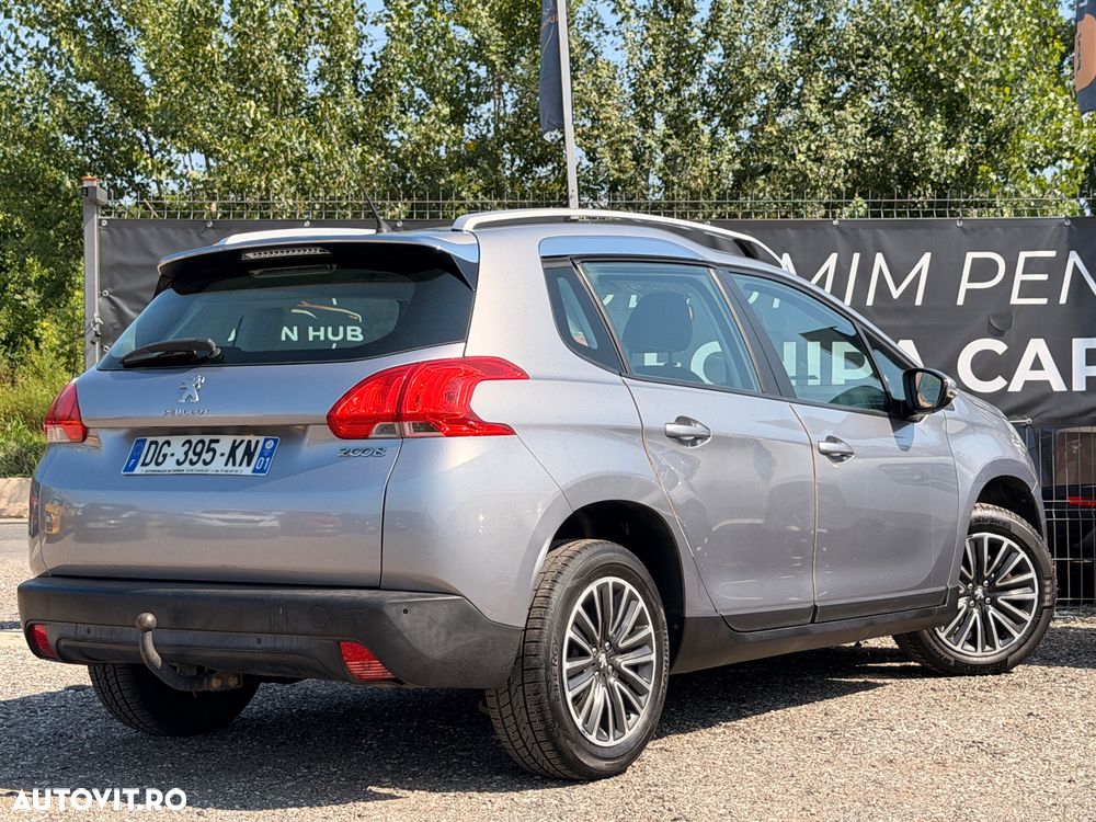 Peugeot 2008 1.2 VTi Active - 4