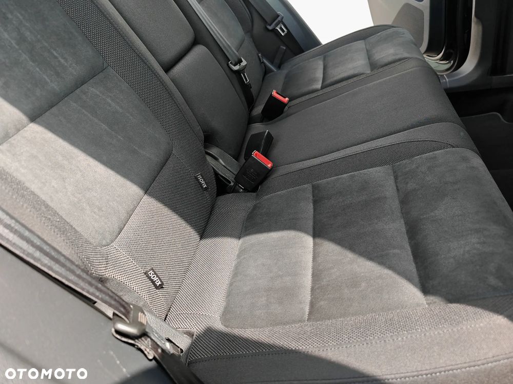 Volkswagen Tiguan - 19