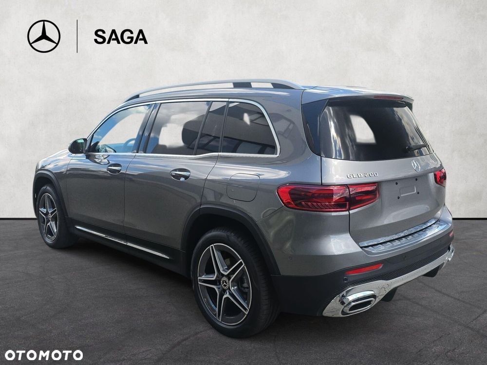 Mercedes-Benz GLB - 7