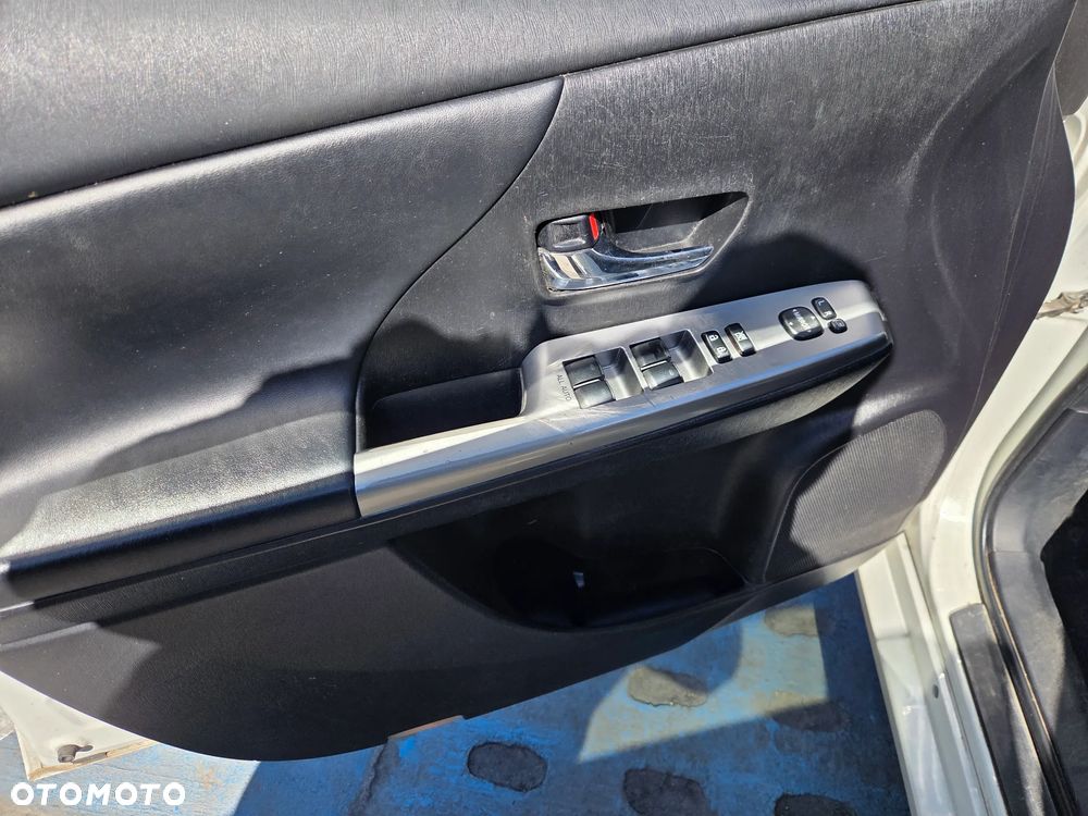 Toyota Prius+ (Hybrid) Comfort - 5