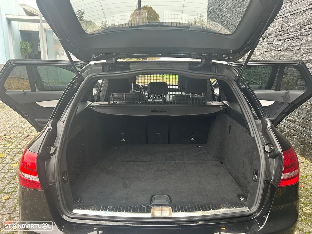 Mercedes-Benz C 220 d AMG Line - 22