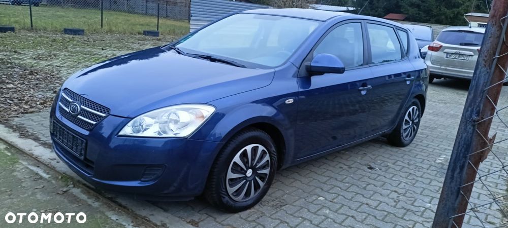 Kia Ceed 1.4 Comfort - 9