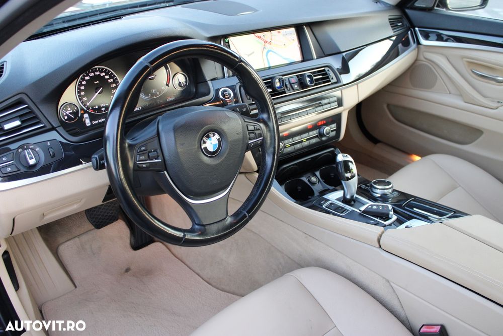 BMW Seria 5 520d Aut. - 7