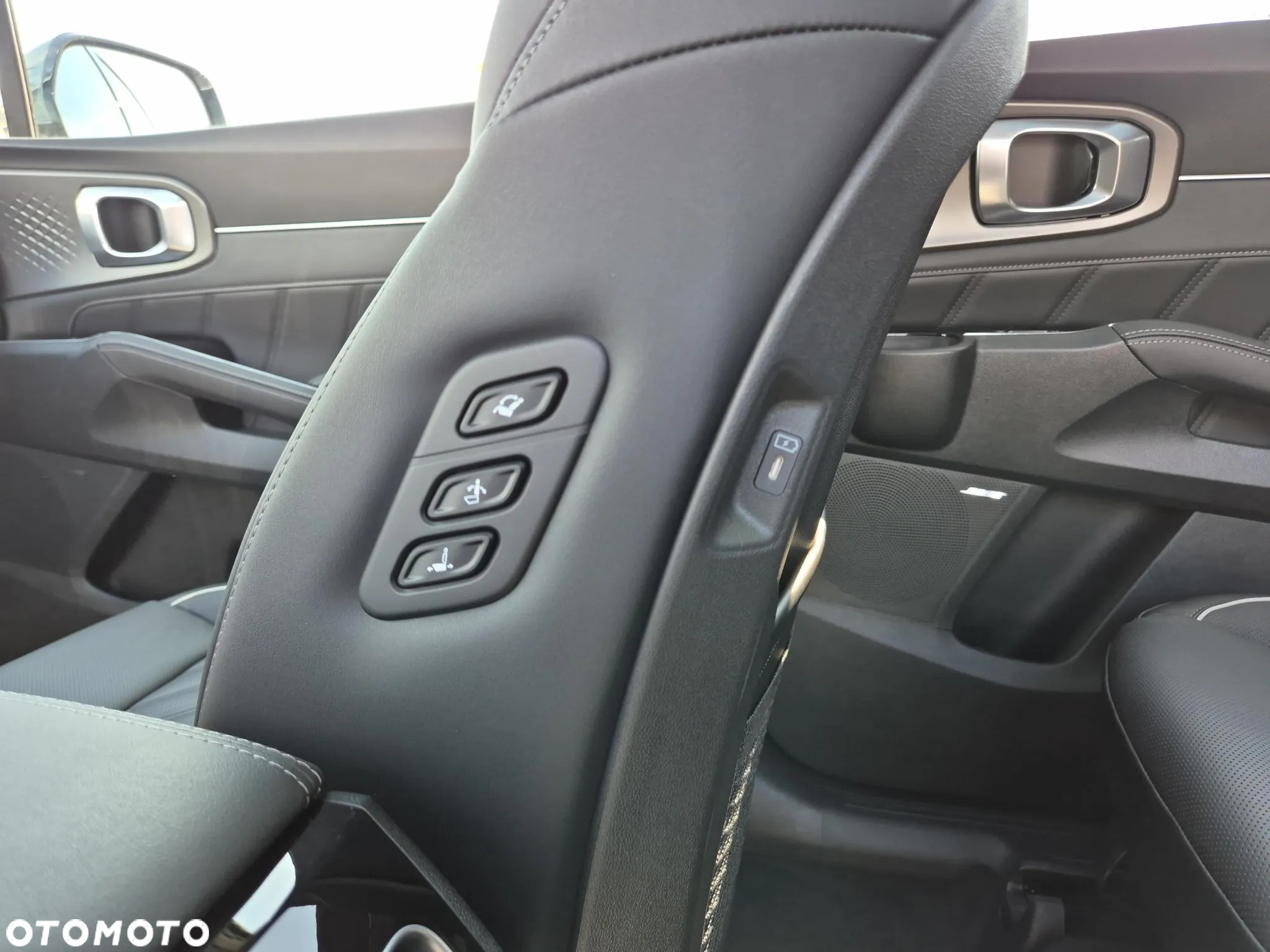 Kia Sorento 1.6 T-GDI HEV Prestige Line - 25
