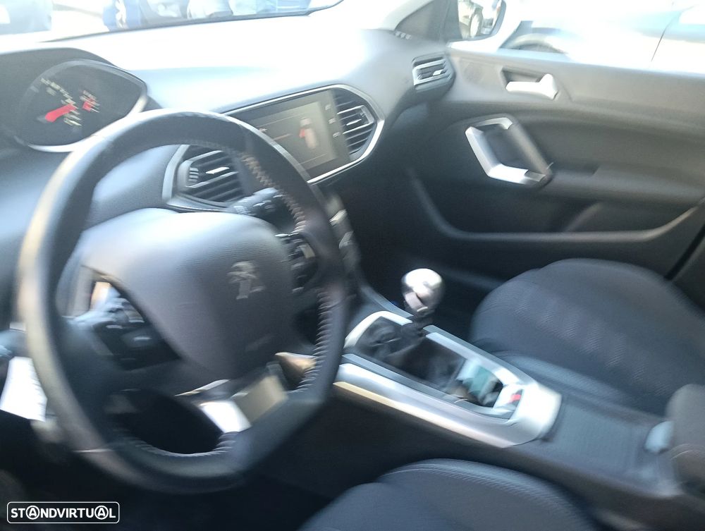 Peugeot 308 SW 1.5 BlueHDi Style - 16
