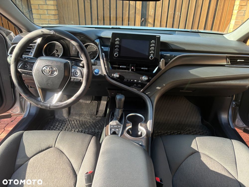 Toyota Camry 2.5 Hybrid Comfort CVT - 16