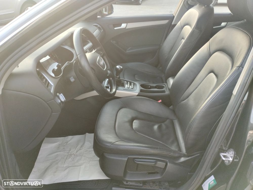 Audi A4 2.0 TDI Business Line Sport - 7