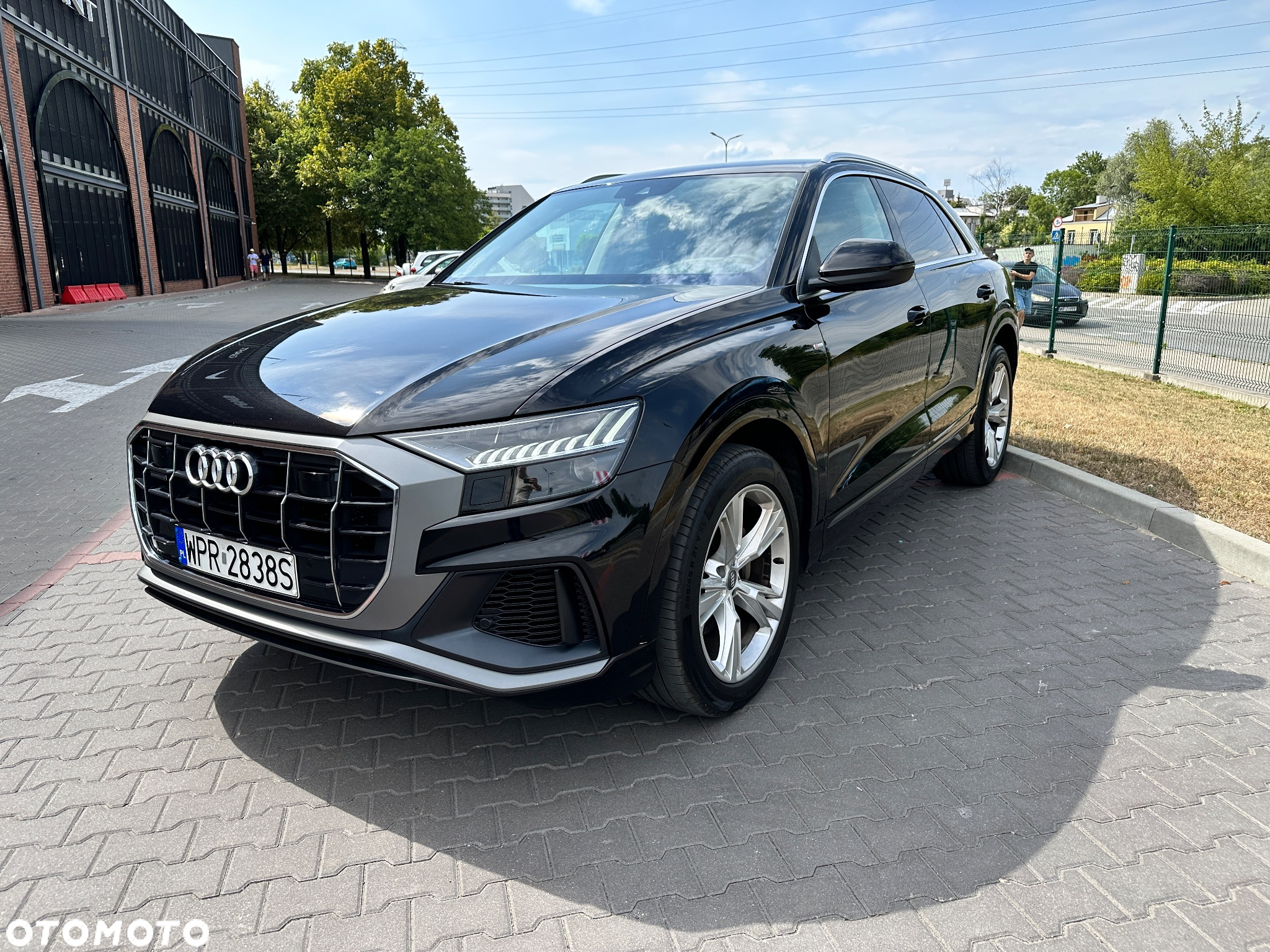 Audi Q8 - 10