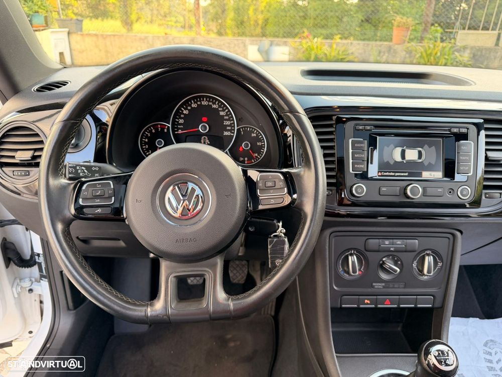 VW New Beetle - 13