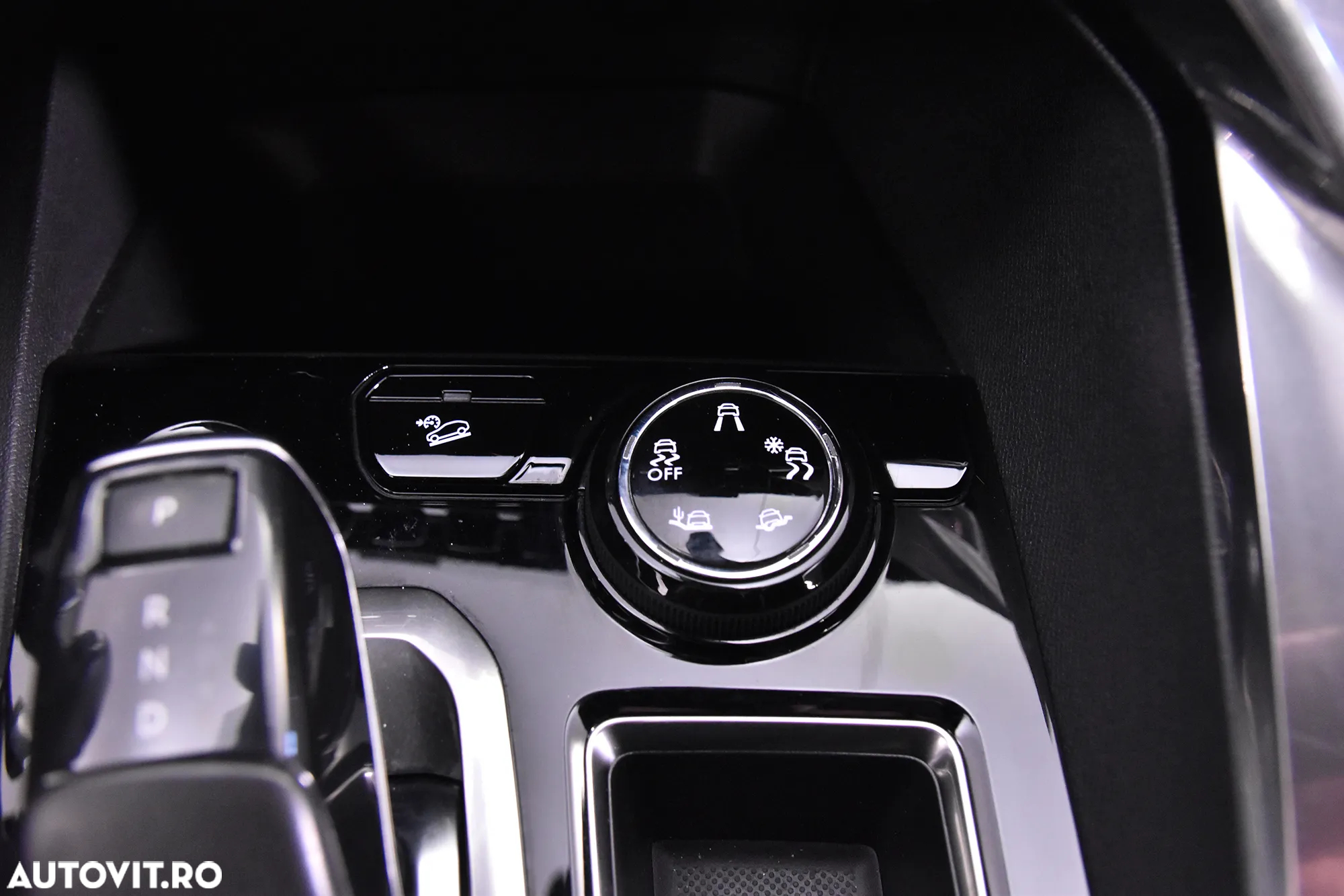 Peugeot 5008 BlueHDI 130 EAT8 GT - 17
