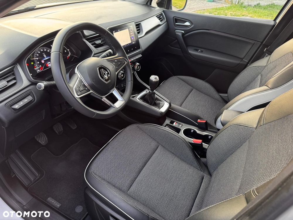 Renault Captur TCe Mild Hybrid 140 GPF TECHNO - 14