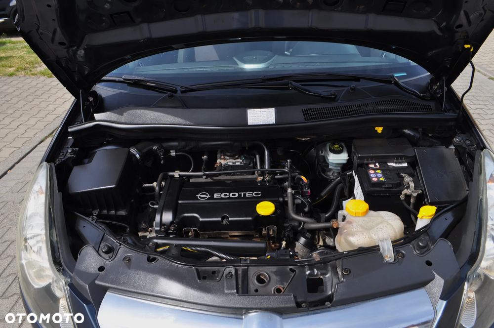 Opel Corsa 1.4 16V Enjoy - 27