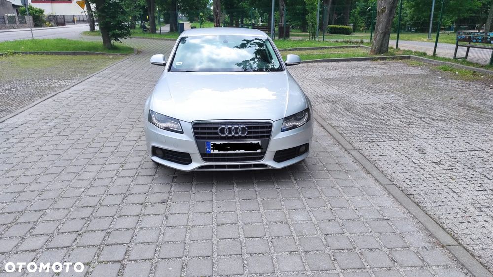 Audi A4 Limousine - 2
