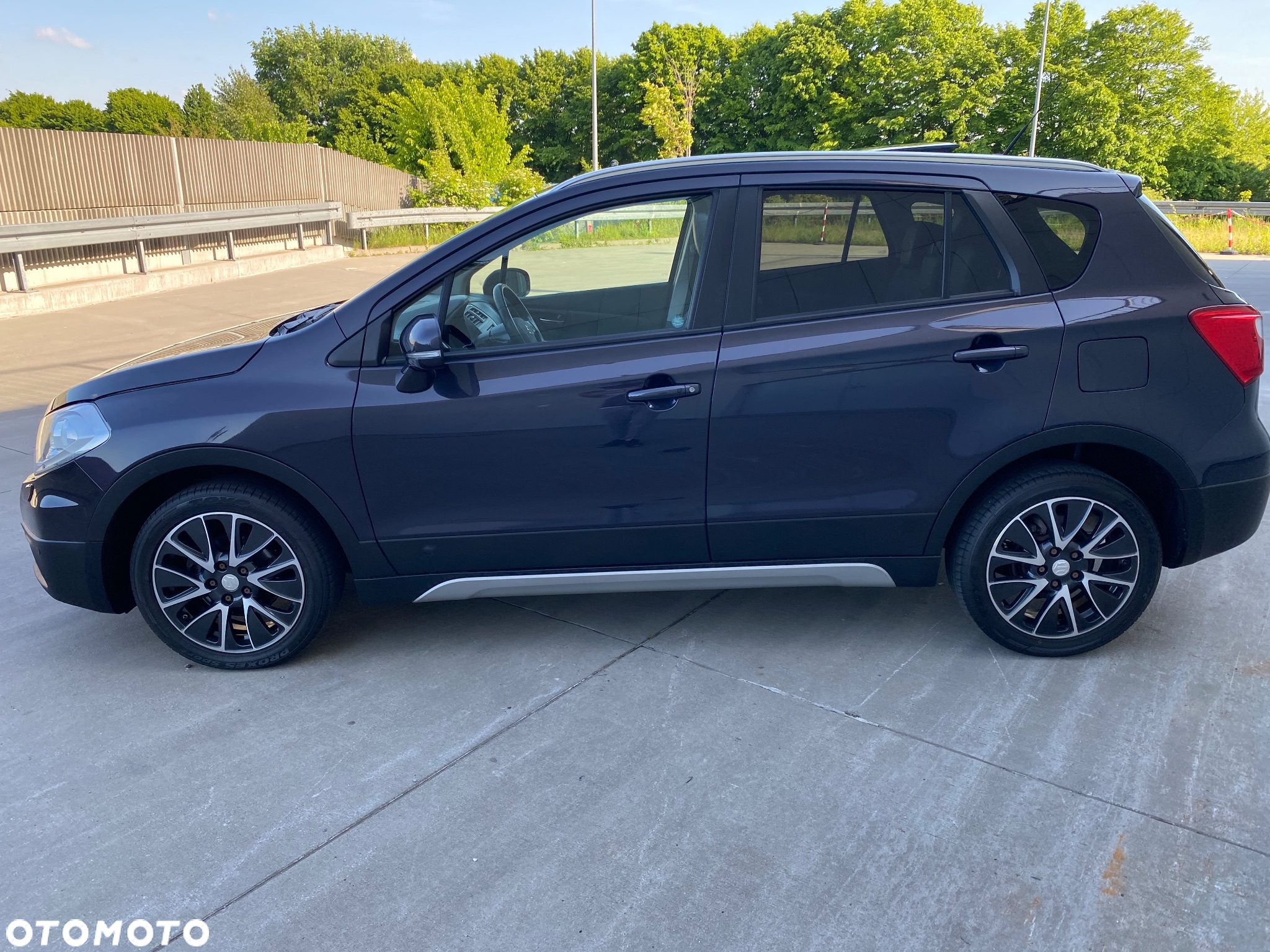 Suzuki SX4 S-Cross 1.6 Premium Plus 4WD CVT - 11