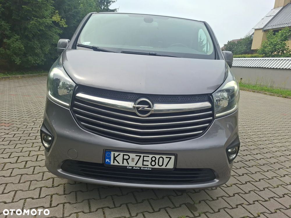 Opel Vivaro - 18