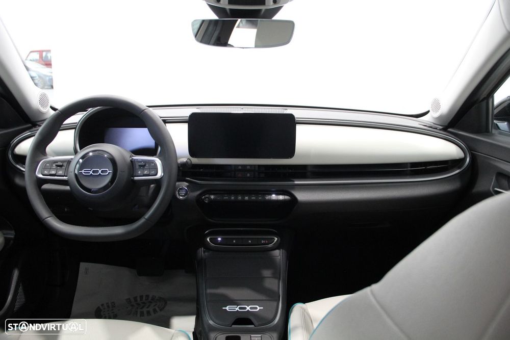 Fiat 600e 54 kWh La Prima - 9