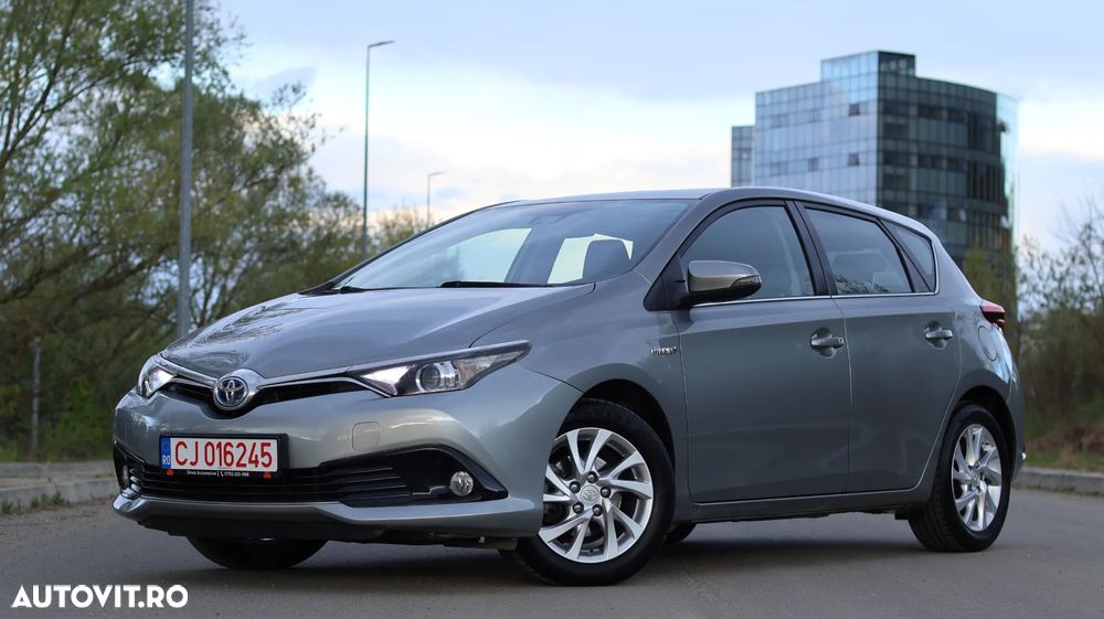 Toyota Auris - 1