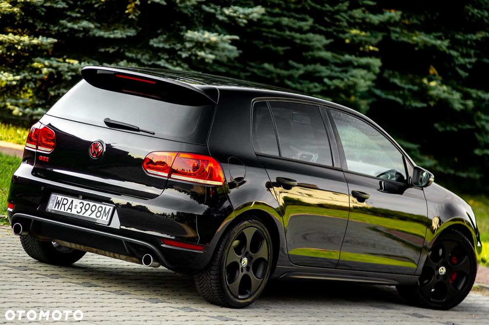 Volkswagen Golf 2.0 TSI GTI - 14