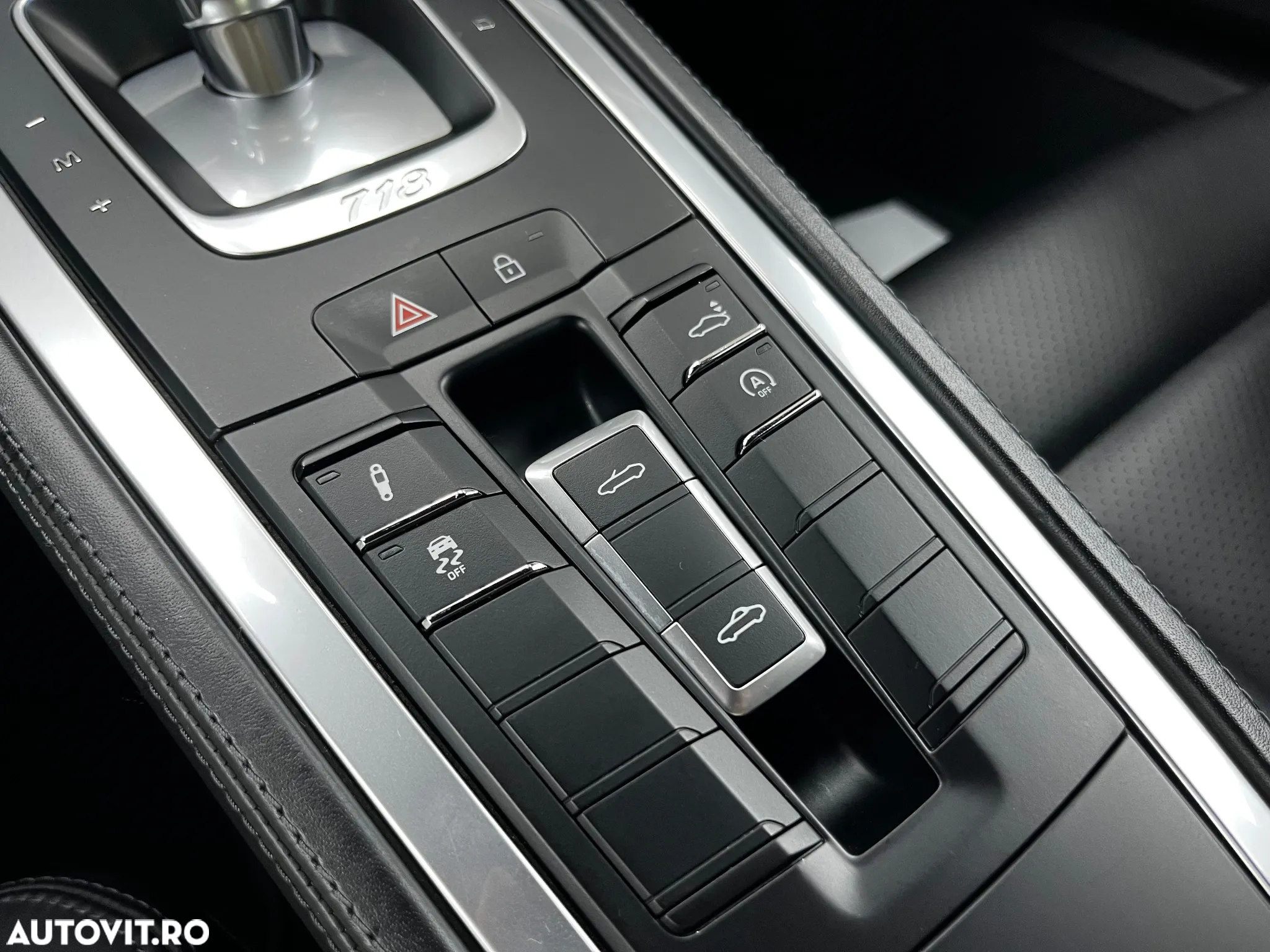 Porsche Boxster 718 PDK - 13