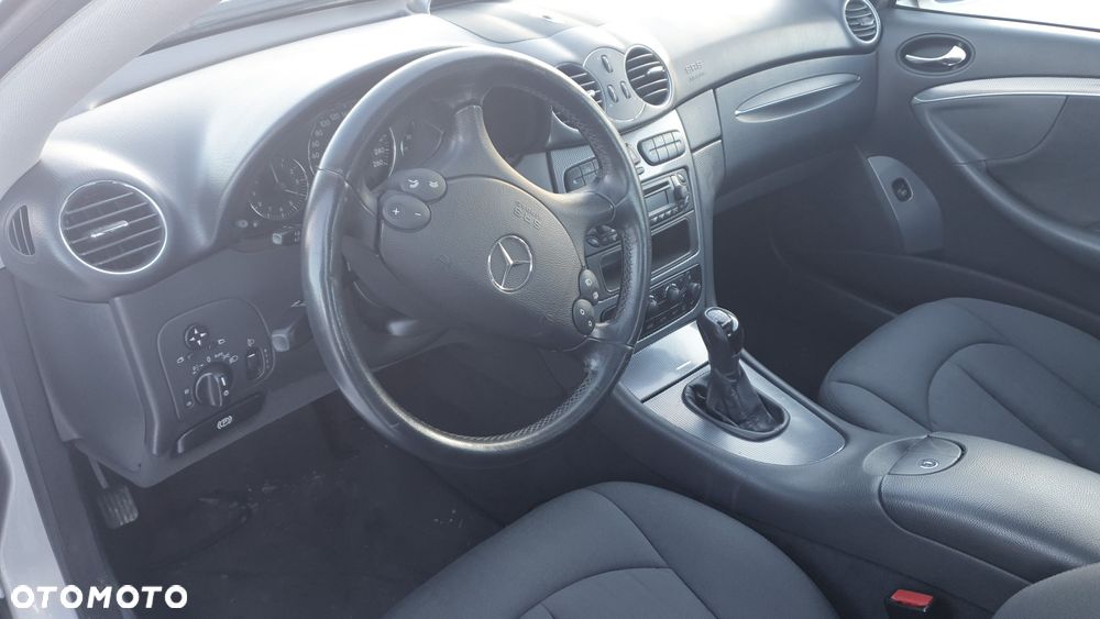 Mercedes-Benz CLK - 3