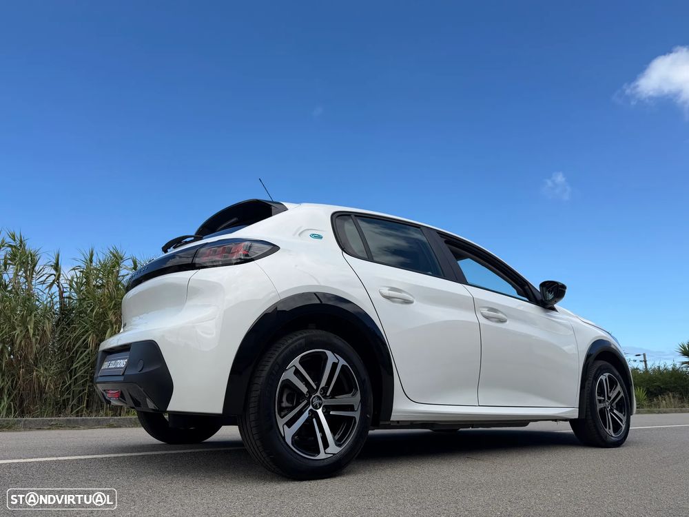 Peugeot e-208 Active - 22