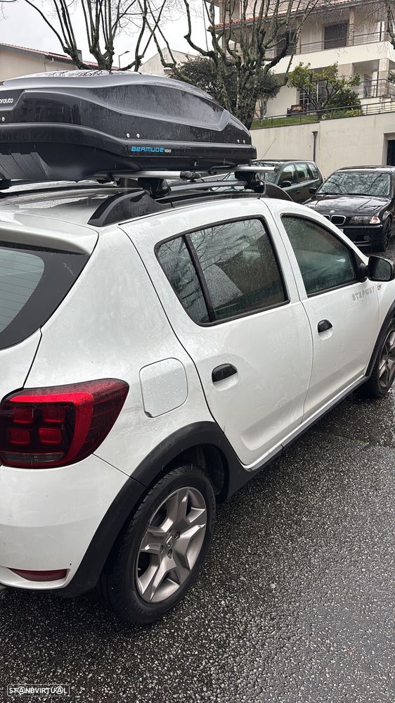 Dacia Sandero 1.5 dCi Stepway - 2