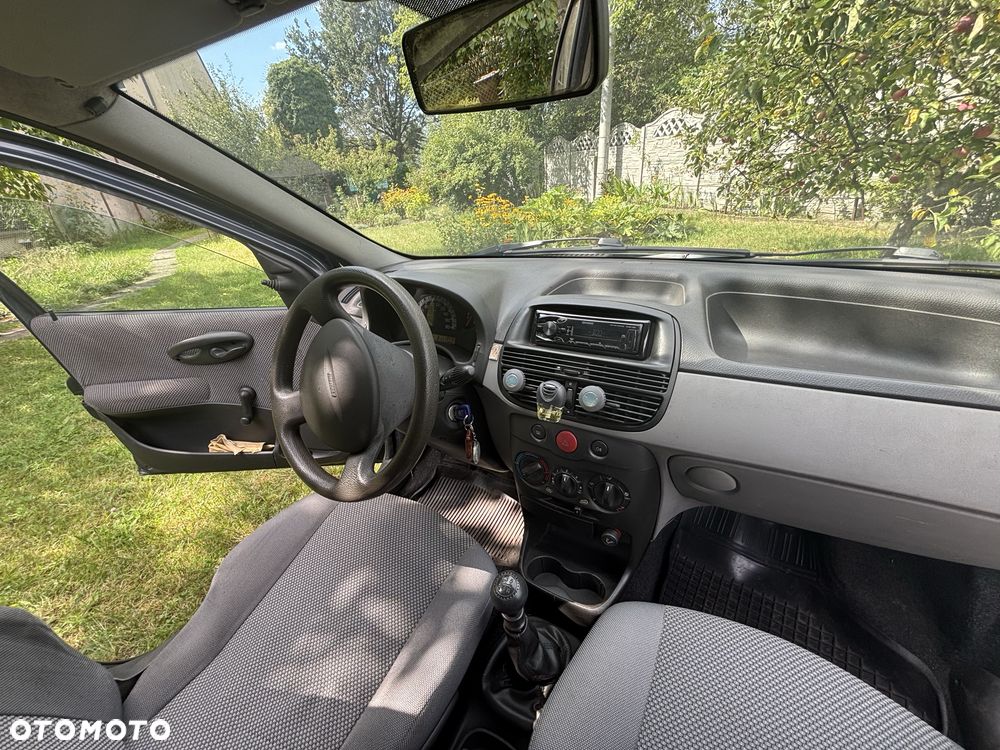 Fiat Punto - 4