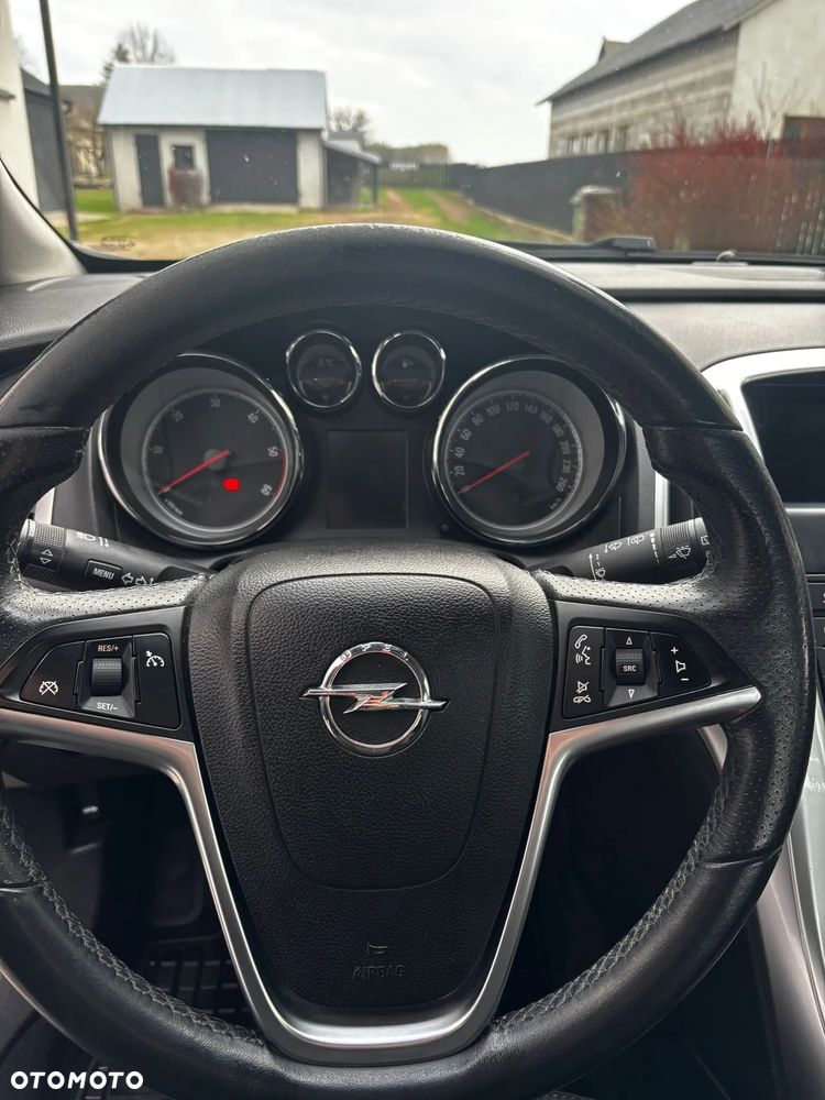 Opel Astra 1.7 CDTI - 11