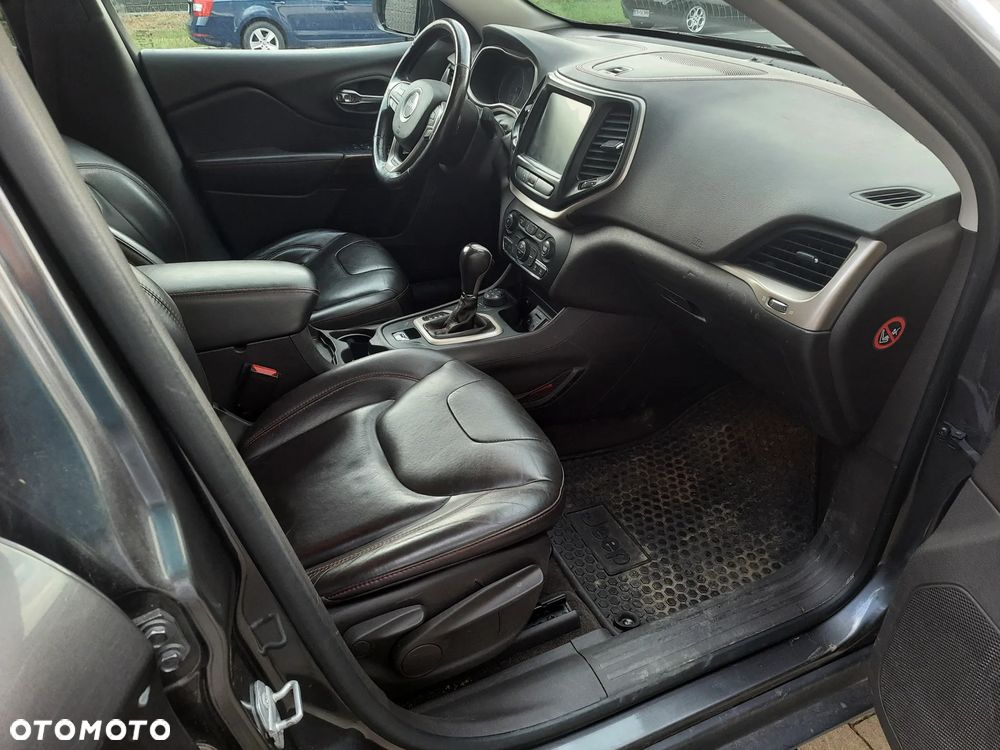 Jeep Cherokee 3.2 V6 Active Drive Lock Trailhawk - 24